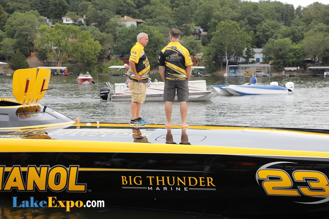 Shootout Boats In The Pits-21.jpg
